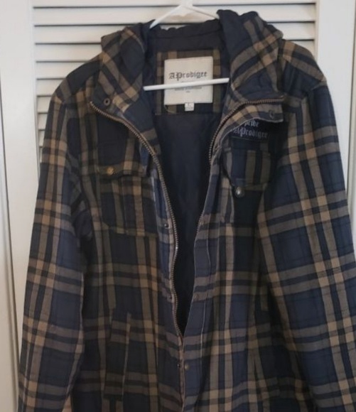 Large green jacket - Picture 1 of 2